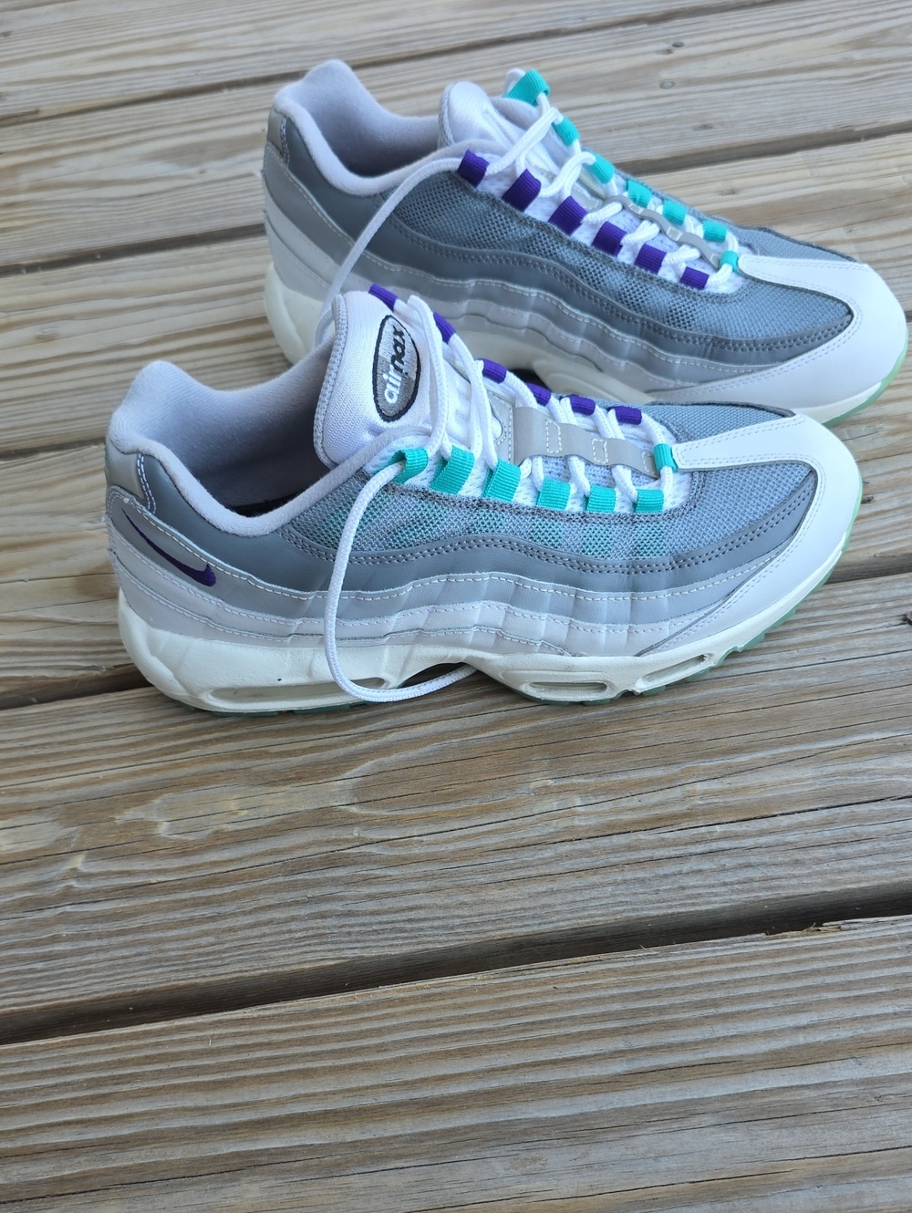 Airmax Women’s Gray Sneakers with Teal & Purple Accents